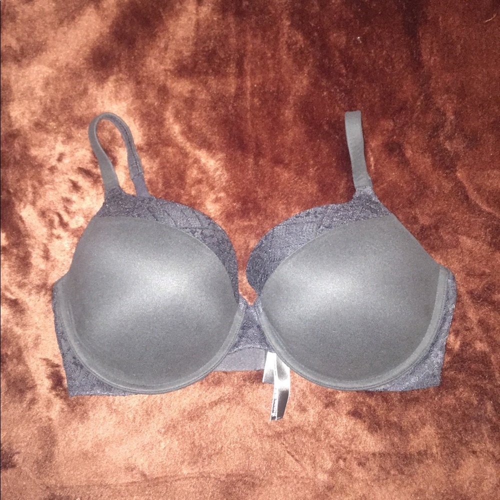 Victoria Secret black bra